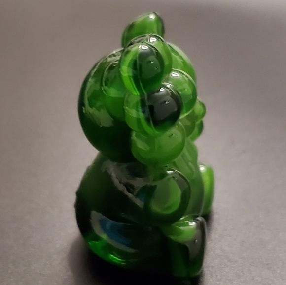 Vntg Boyd "Patrick the Bear" Emerald Clear & Opaque Green Slag Glass - Picture 3 of 6
